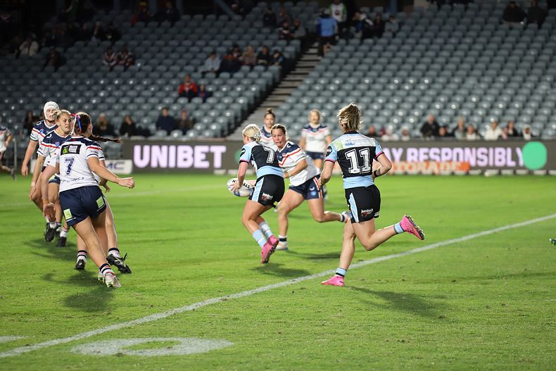 2021 HNWP Rnd 12 CC ROOSTERS v SHARKS