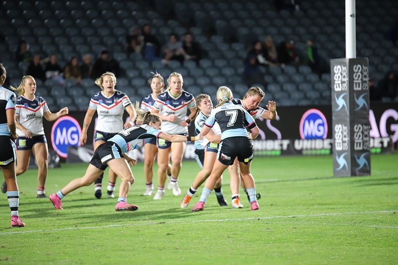 2021 HNWP Rnd 12 CC ROOSTERS v SHARKS