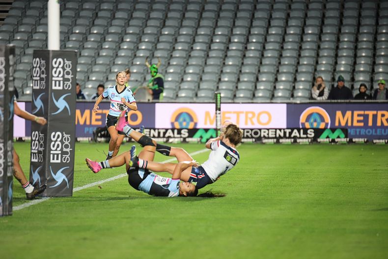 2021 HNWP Rnd 12 CC ROOSTERS v SHARKS