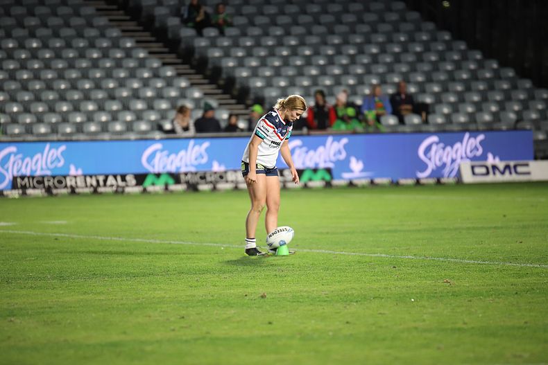 2021 HNWP Rnd 12 CC ROOSTERS v SHARKS
