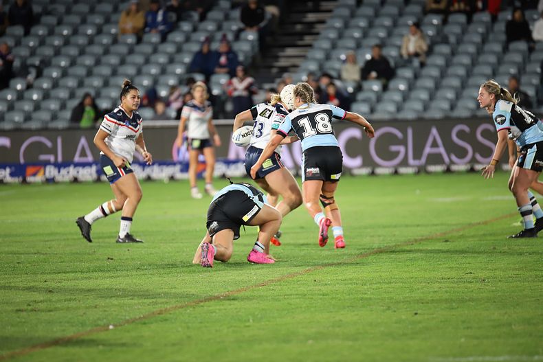 2021 HNWP Rnd 12 CC ROOSTERS v SHARKS