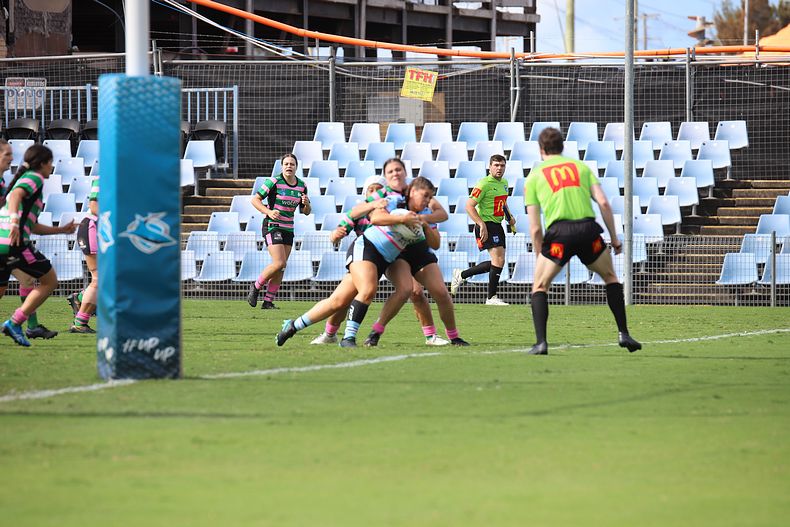 2021 HNWP Rnd 8 SHARKS v RABBITOH’S