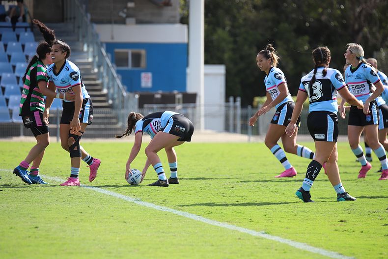 2021 HNWP Rnd 8 SHARKS v RABBITOH’S