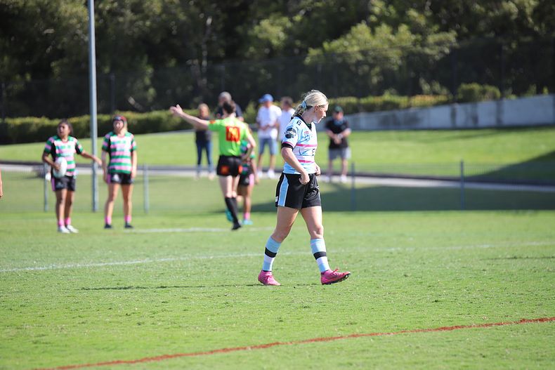 2021 HNWP Rnd 8 SHARKS v RABBITOH’S