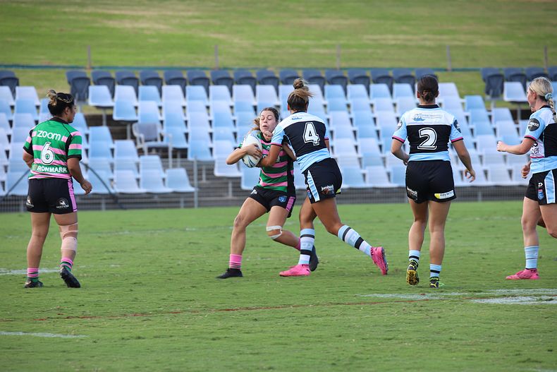 2021 HNWP Rnd 8 SHARKS v RABBITOH’S