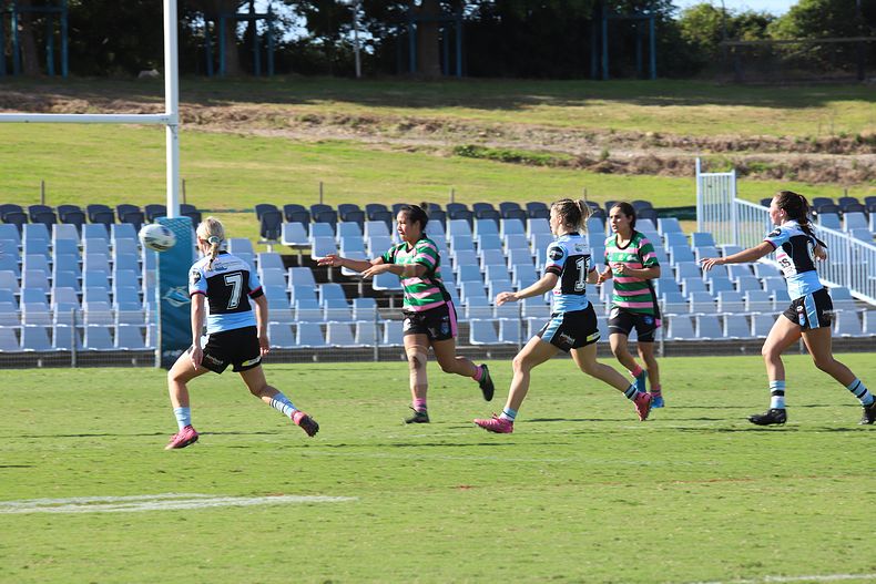2021 HNWP Rnd 8 SHARKS v RABBITOH’S