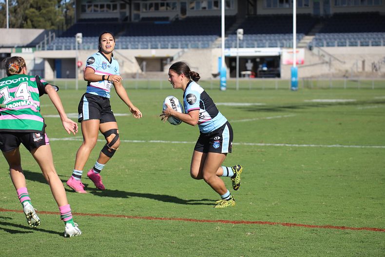 2021 HNWP Rnd 8 SHARKS v RABBITOH’S