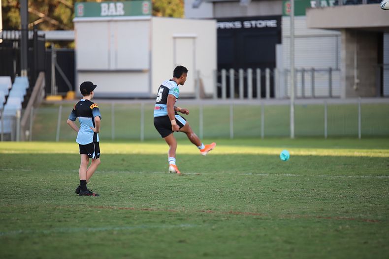 2021 JFC Rnd 8 SHARKS v RABBITOH’S