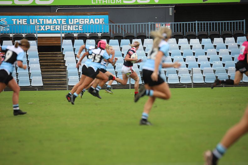 2020 Tarsha Gale Cup – Rnd 6 – Sharks v Roosters (1st Half)
