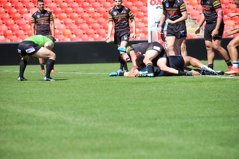 2021 HMC Rnd 9 PANTHERS v SHARKS