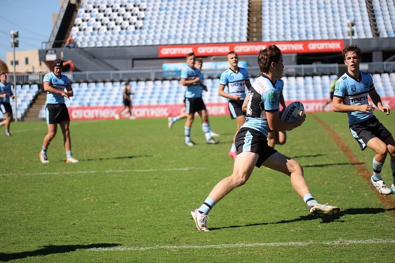 2021 HMC Rnd 7 SHARKS v EELS