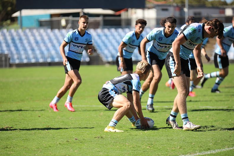 2021 HMC Rnd 7 SHARKS v EELS