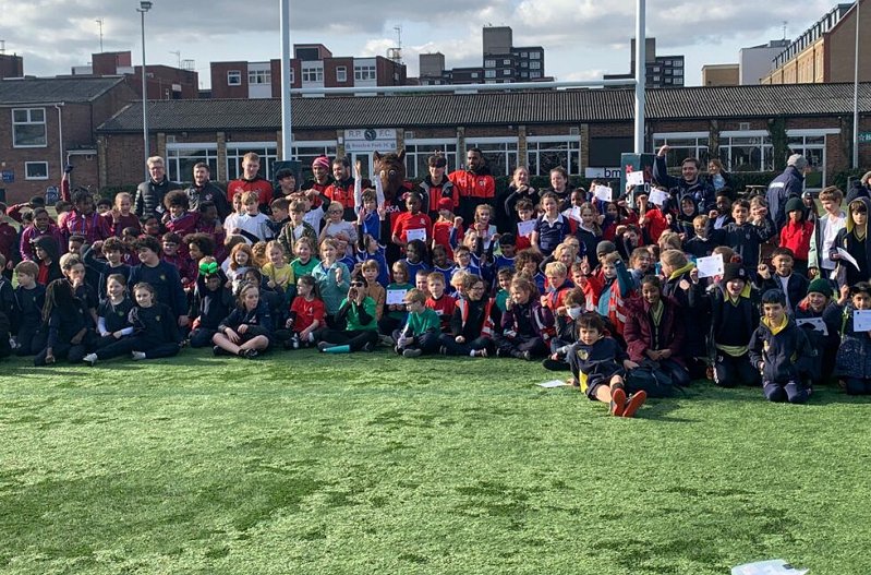 Broncos help deliver first ever Rugby League Festival for primary school pupils in London (Photo : London Broncos)