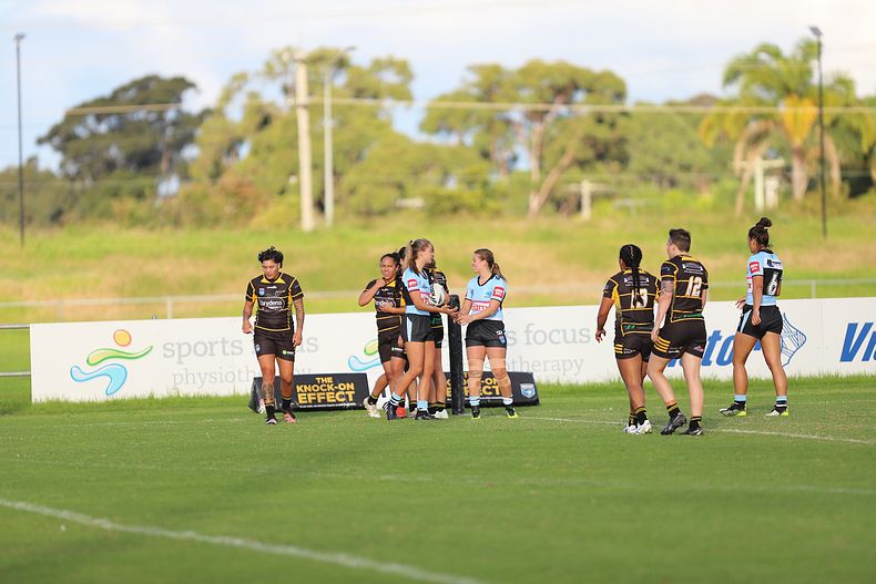 HNWP Rnd 1 MOUNTIES v SHARKS