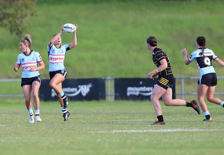HNWP Rnd 1 MOUNTIES v SHARKS