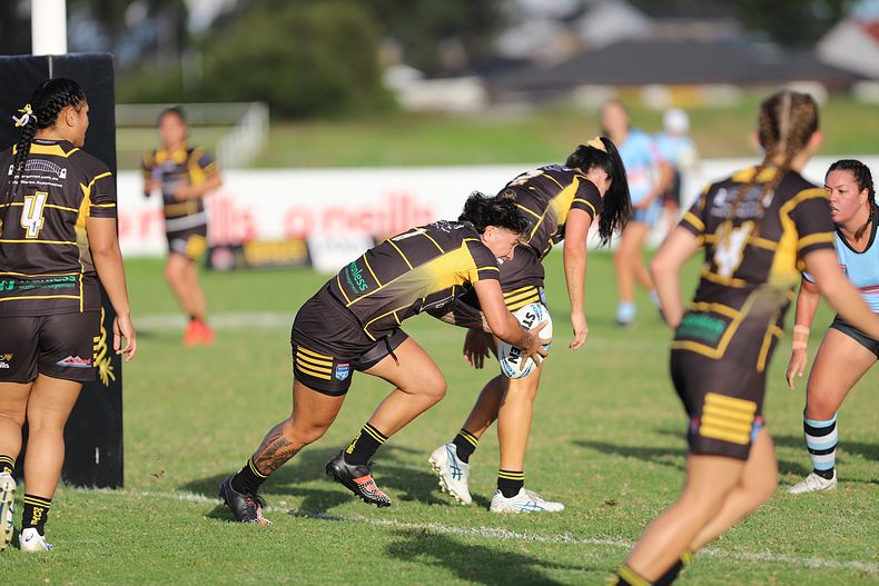 HNWP Rnd 1 MOUNTIES v SHARKS
