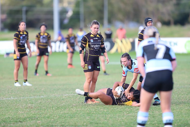 HNWP Rnd 1 MOUNTIES v SHARKS