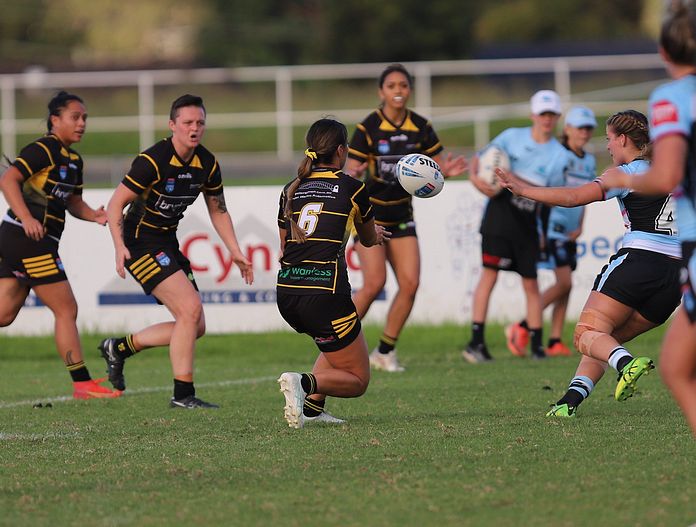HNWP Rnd 1 MOUNTIES v SHARKS