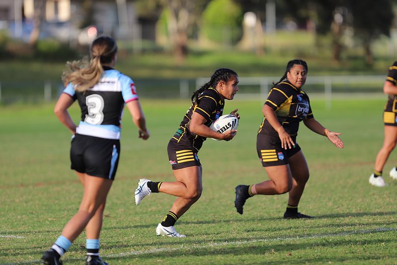 HNWP Rnd 1 MOUNTIES v SHARKS
