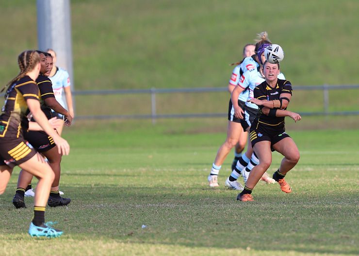 HNWP Rnd 1 MOUNTIES v SHARKS
