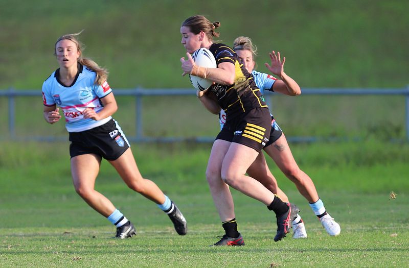 HNWP Rnd 1 MOUNTIES v SHARKS