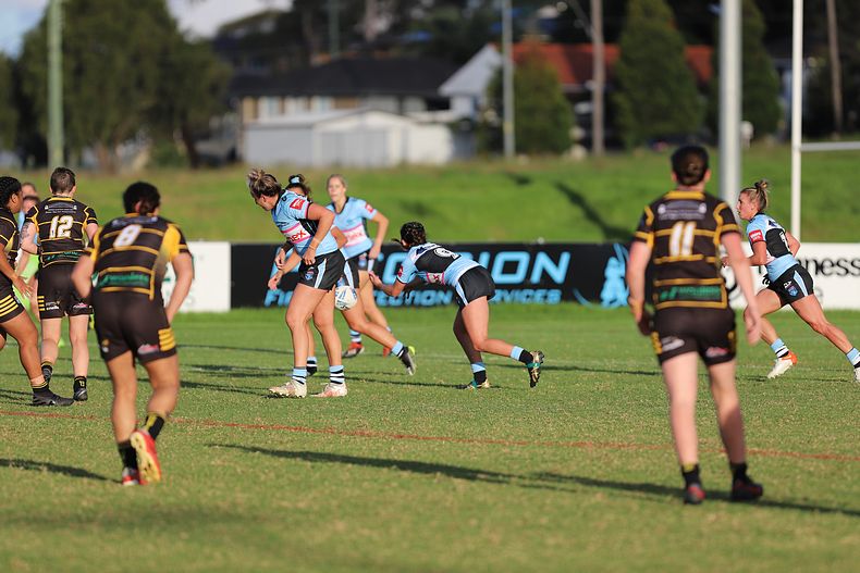 HNWP Rnd 1 MOUNTIES v SHARKS