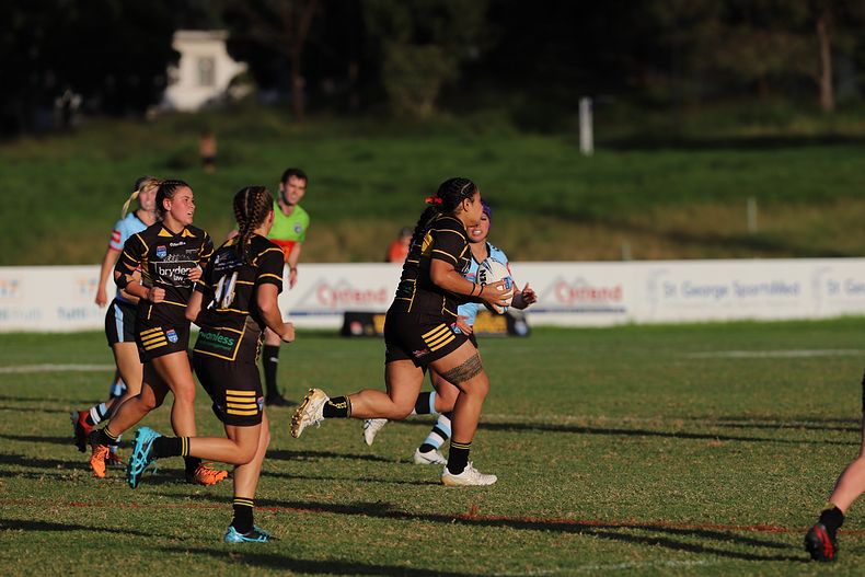 HNWP Rnd 1 MOUNTIES v SHARKS