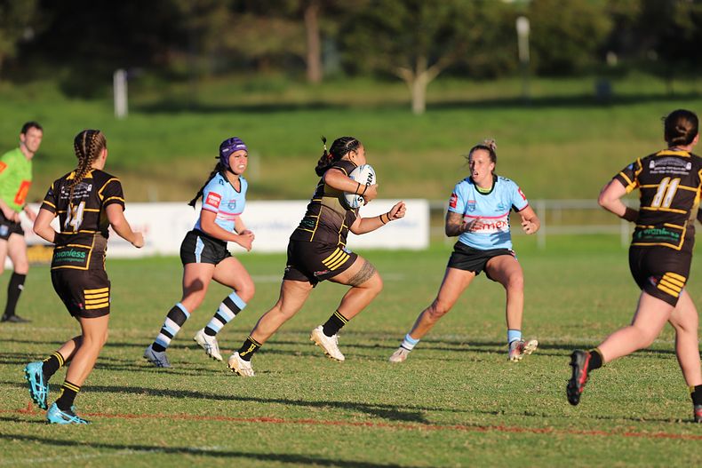 HNWP Rnd 1 MOUNTIES v SHARKS
