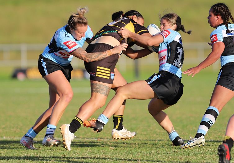 HNWP Rnd 1 MOUNTIES v SHARKS
