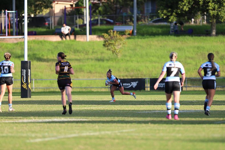 HNWP Rnd 1 MOUNTIES v SHARKS