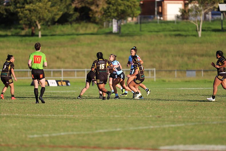 HNWP Rnd 1 MOUNTIES v SHARKS