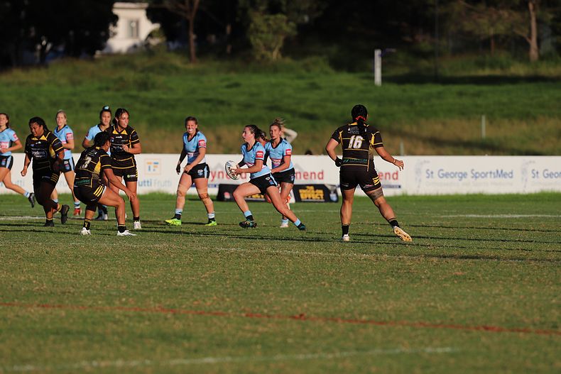 HNWP Rnd 1 MOUNTIES v SHARKS