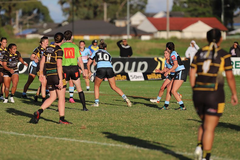 HNWP Rnd 1 MOUNTIES v SHARKS