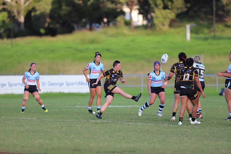 HNWP Rnd 1 MOUNTIES v SHARKS