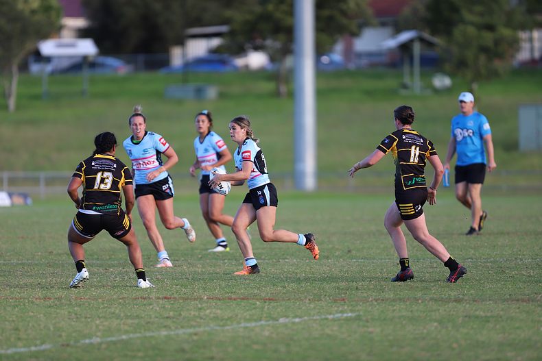 HNWP Rnd 1 MOUNTIES v SHARKS