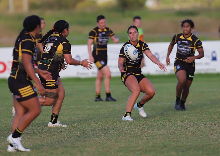 HNWP Rnd 1 MOUNTIES v SHARKS