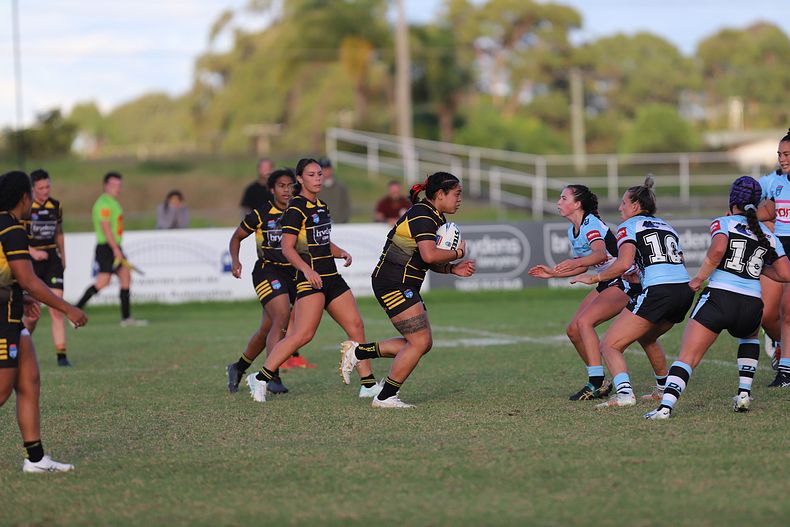 HNWP Rnd 1 MOUNTIES v SHARKS