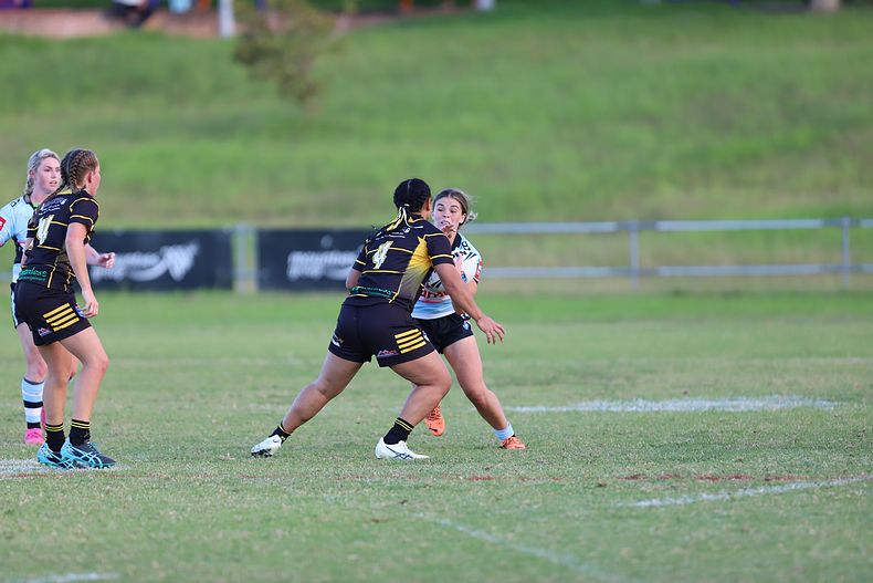 HNWP Rnd 1 MOUNTIES v SHARKS