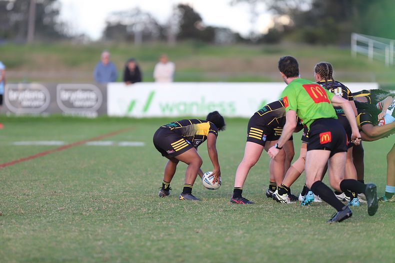 HNWP Rnd 1 MOUNTIES v SHARKS