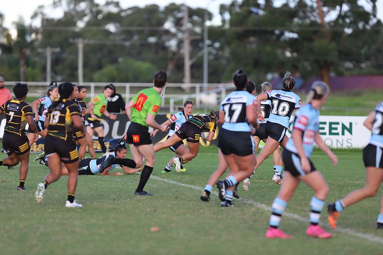 HNWP Rnd 1 MOUNTIES v SHARKS