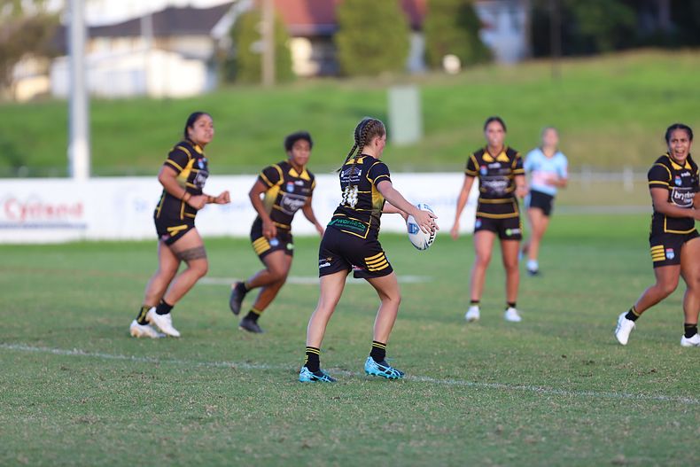 HNWP Rnd 1 MOUNTIES v SHARKS