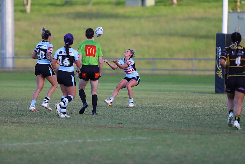 HNWP Rnd 1 MOUNTIES v SHARKS