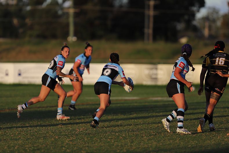 HNWP Rnd 1 MOUNTIES v SHARKS