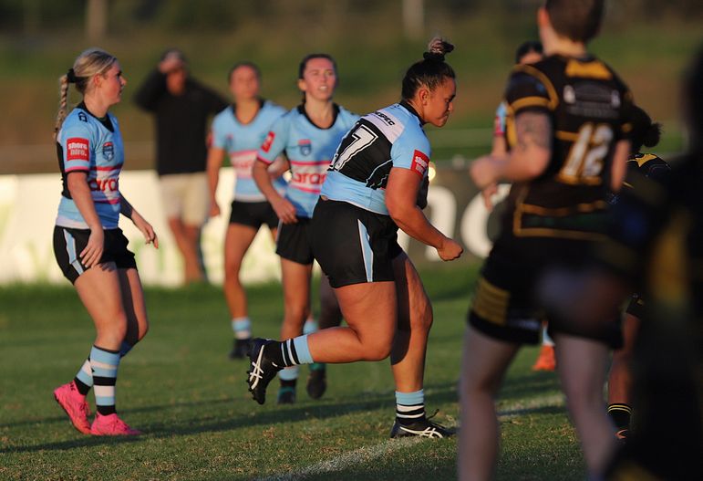 HNWP Rnd 1 MOUNTIES v SHARKS