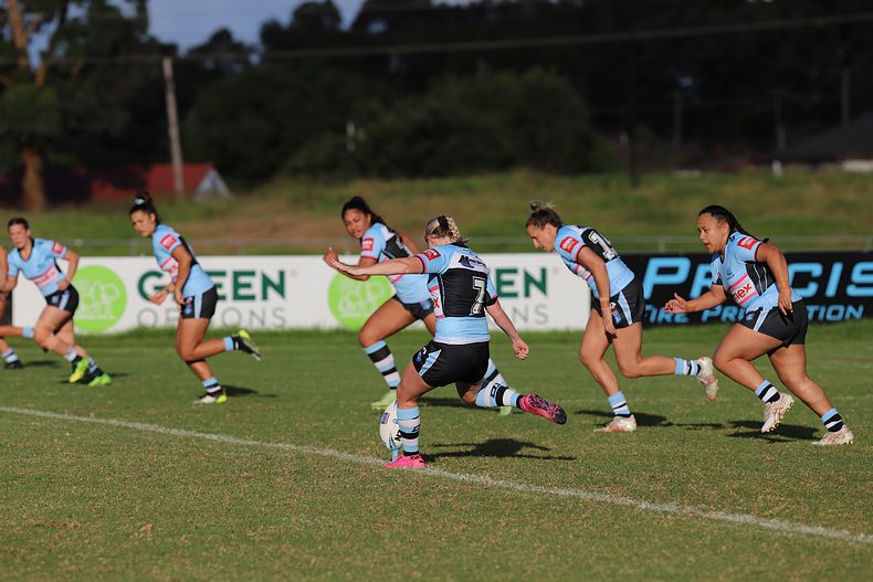 HNWP Rnd 1 MOUNTIES v SHARKS