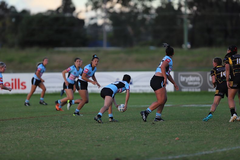 HNWP Rnd 1 MOUNTIES v SHARKS
