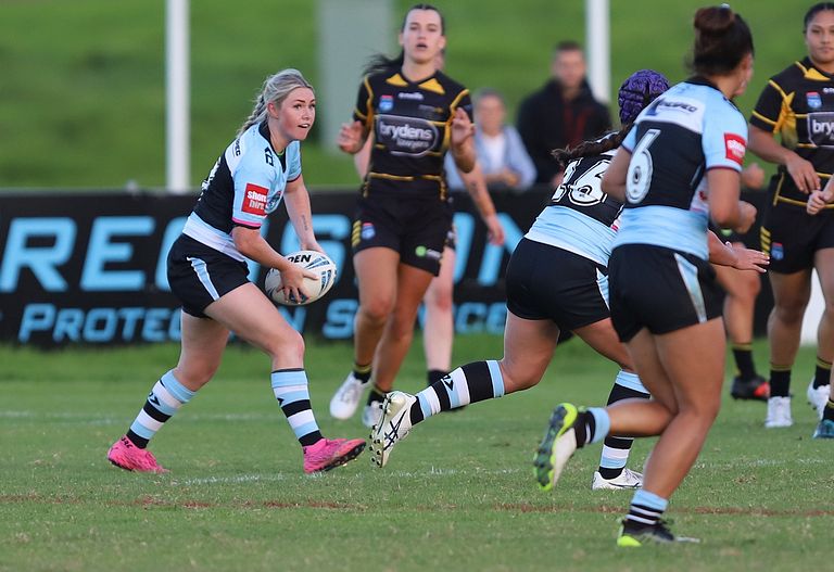 HNWP Rnd 1 MOUNTIES v SHARKS