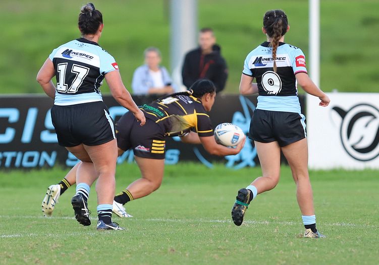 HNWP Rnd 1 MOUNTIES v SHARKS