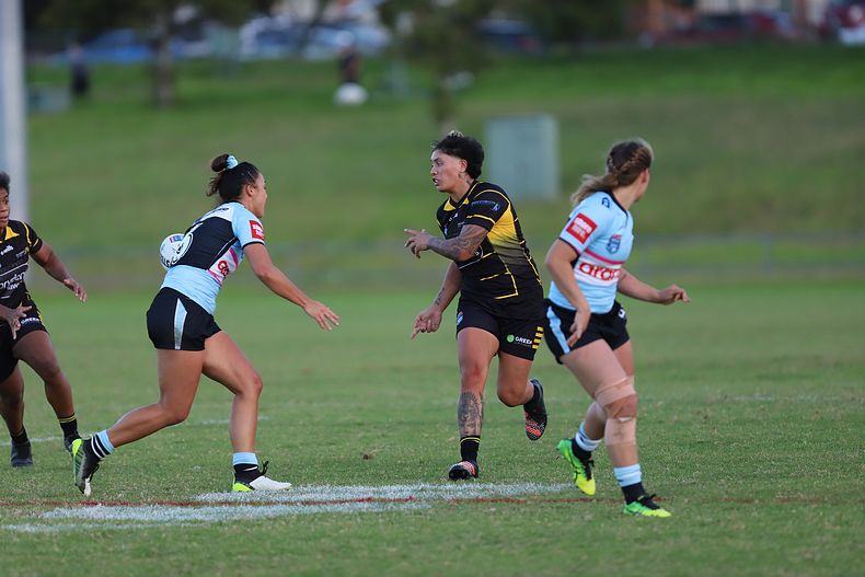 HNWP Rnd 1 MOUNTIES v SHARKS