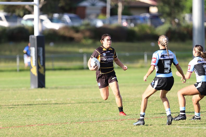 HNWP Rnd 1 MOUNTIES v SHARKS